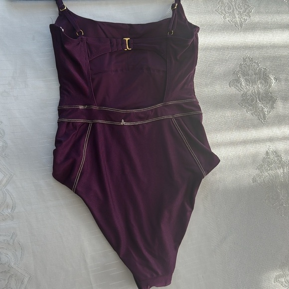 Becca Color Sheen One Piece Swimsuit size M - Picture 4 of 9